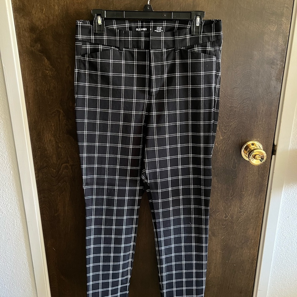 Never worn business casual pants from Old Navy
